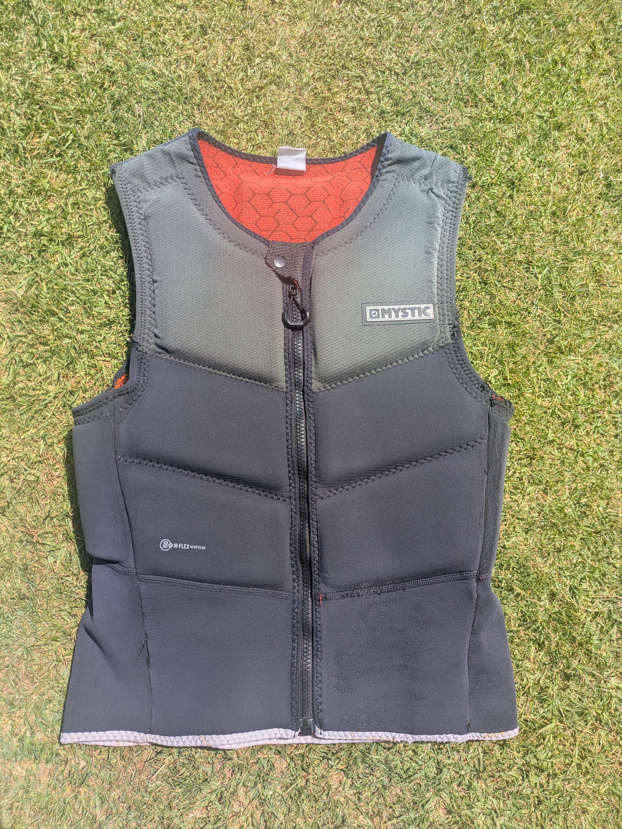 2021 Mystic Foil Impact Vest Fzip Kite
